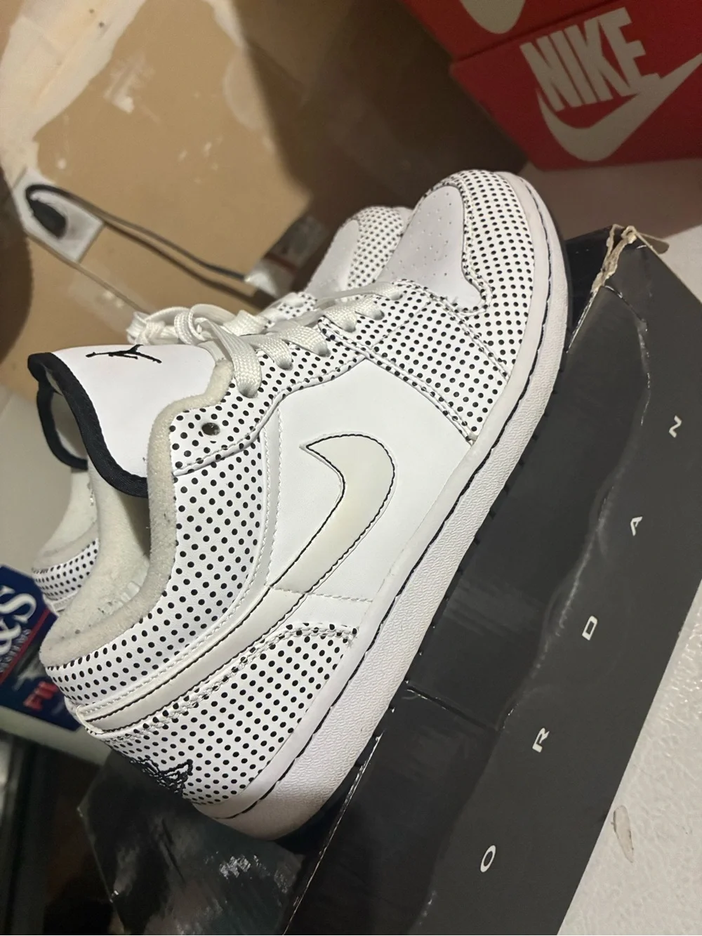 Nike Air Jordan 1 phat low white black polka dot 2009 338145-102 Men’s size 8.5
